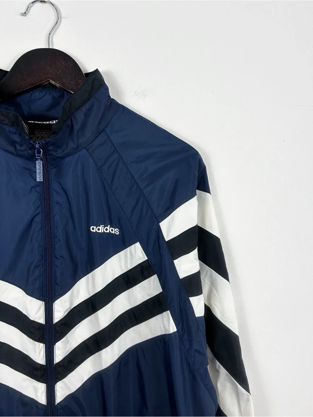 adidas 90's VTG Navy Blue Windbreaker with White Chevron Stripes Size Medium